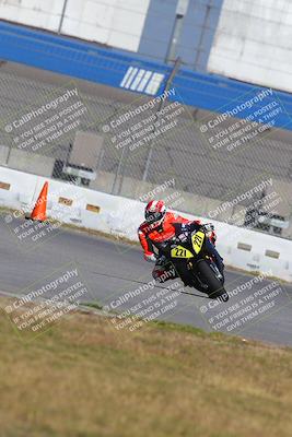 media/Nov-26-2022-Fastrack Riders (Sat) [[b001e85eef]]/Level 3/Session 3 Outside Turn 9/